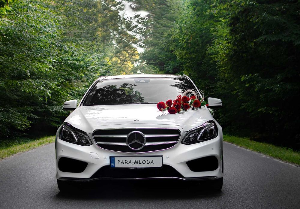 Auto do ślubu , wynajem z kierowcą, panieńskie, kawalerskie, VIP