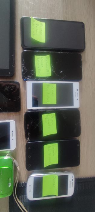 Sprzedam zestaw Smartfonow ,telefony 15 sztuk