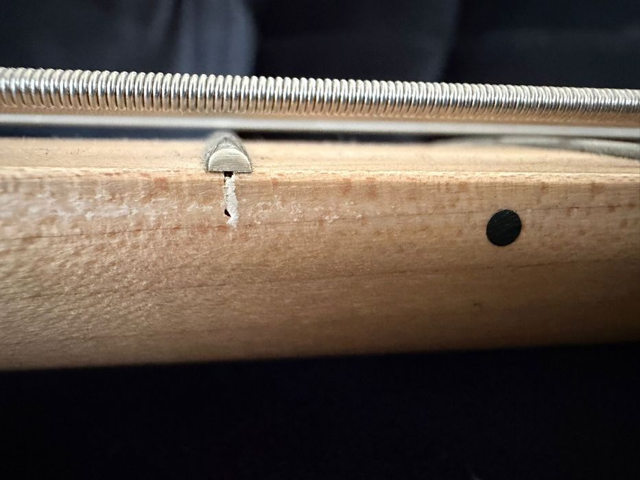 Bass Precision Squaier Fender