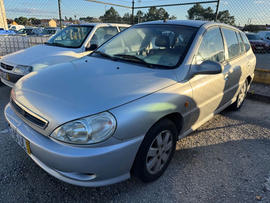 Kia Rio 2002 *poucos km*