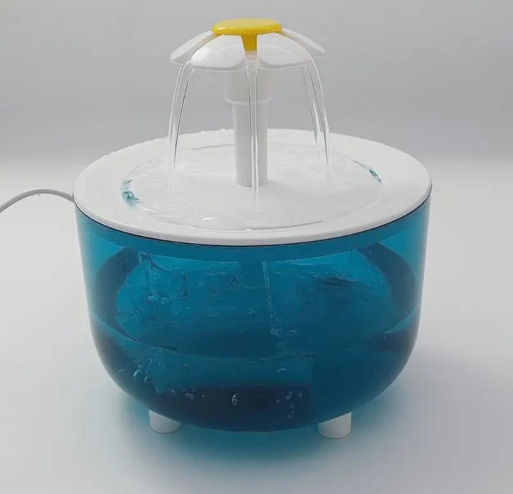 Fonte de água para cães e gatos