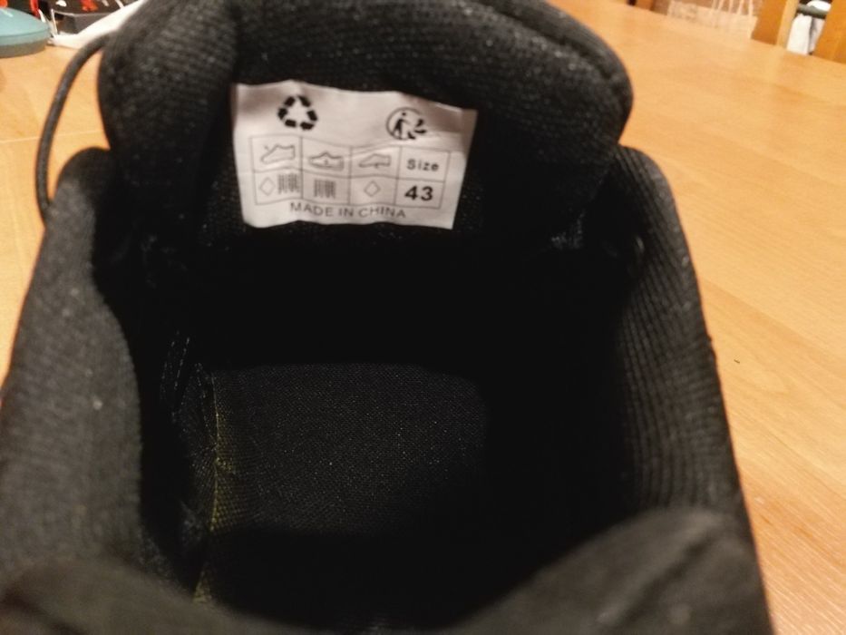 Buty outdoroowe męskie r.43