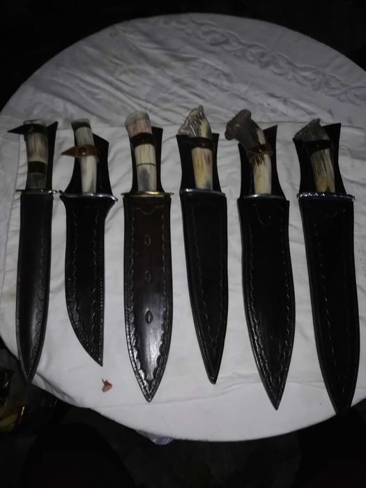 facas caça e lanças de remate