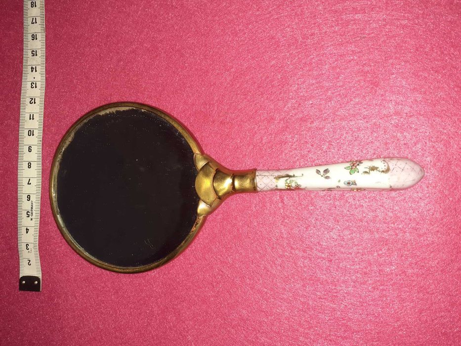 Espelho Antigo em Porcelana