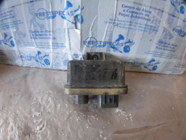 Botão / interruptor regulação de bancos FIAT Punto (199_)