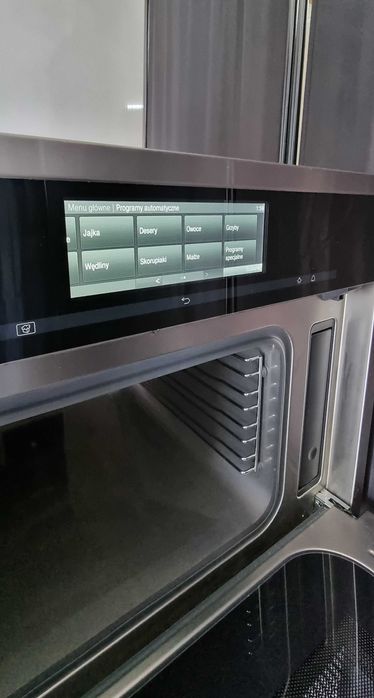 Urządzenie do gotowania na parze z kuchnią mikrofalową Miele DGM 6800