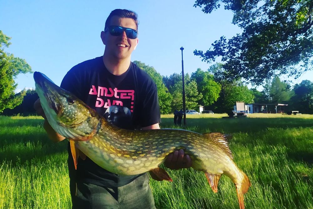 Przewodnik wędkarski wycieczka / wyprawa / rejs / prezent / szczupak