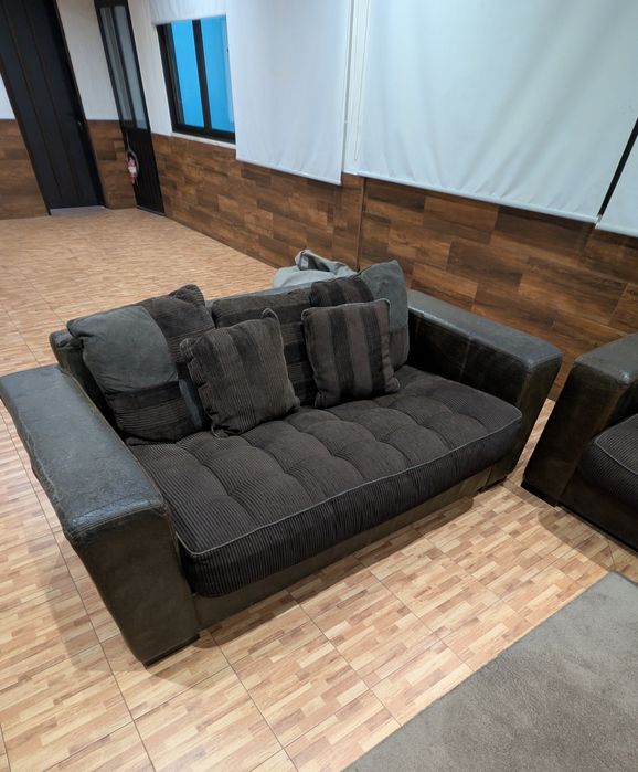 Sofá  3 e 4 lugares