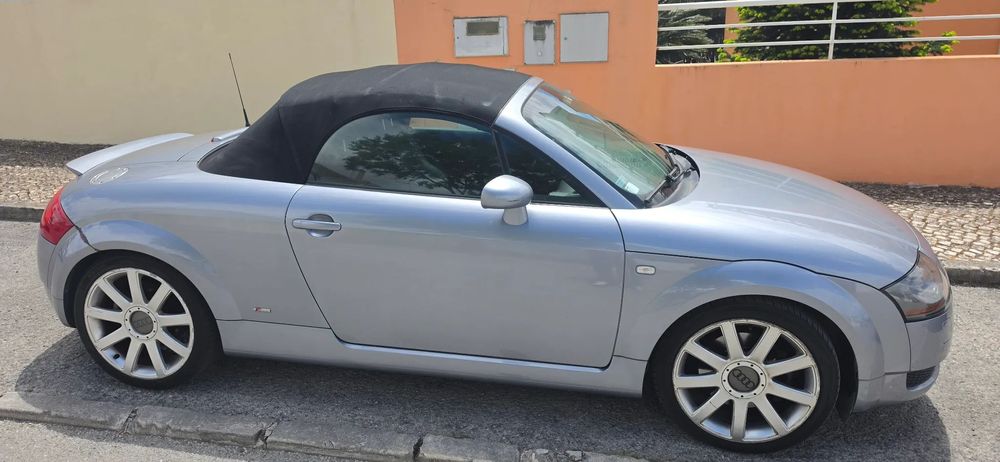 Audi TT Roadster 1.8 T quattro S-line
