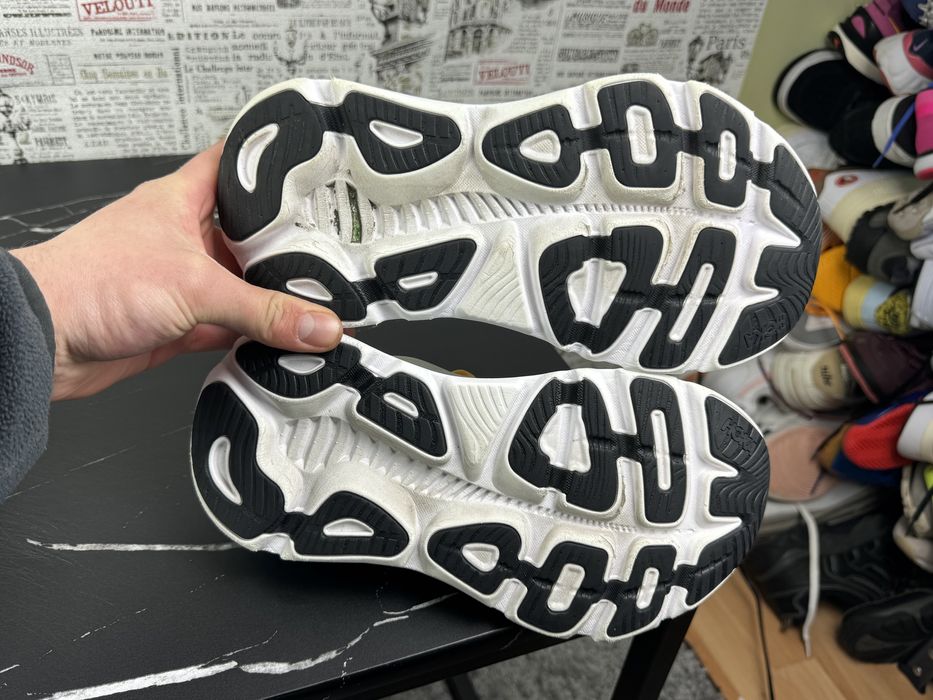 Оригінал Розмір 40 Кросівки Hoka One One Gaviota 5 Взуття