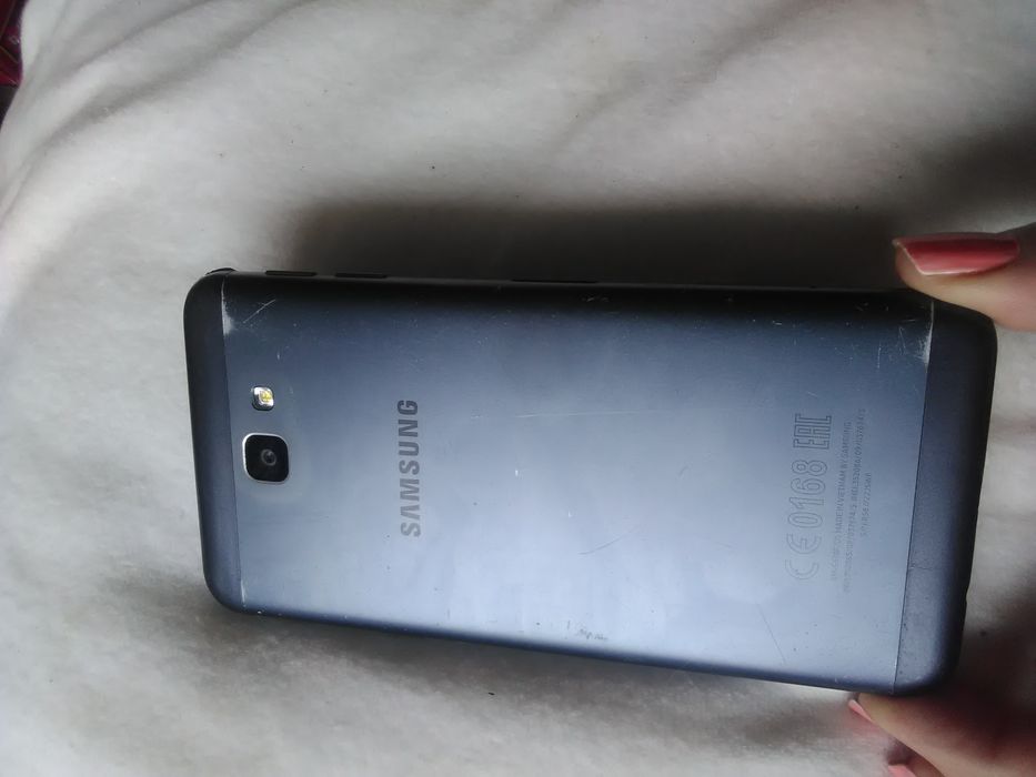 Телефон Samsung Galaxy J5 Prime на запчастини