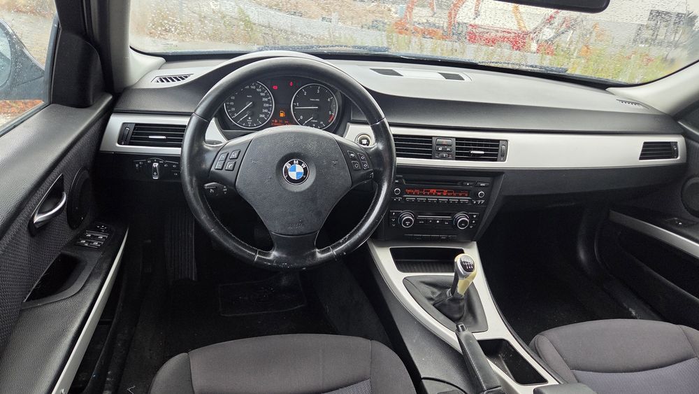 Bmw 318d Touring  143cv