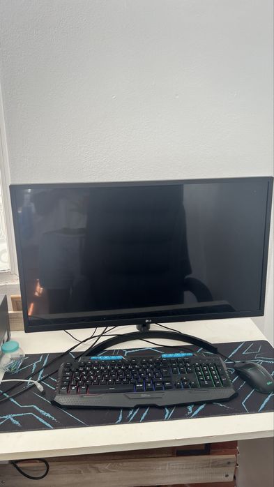 Monitor LG 32” polegadas