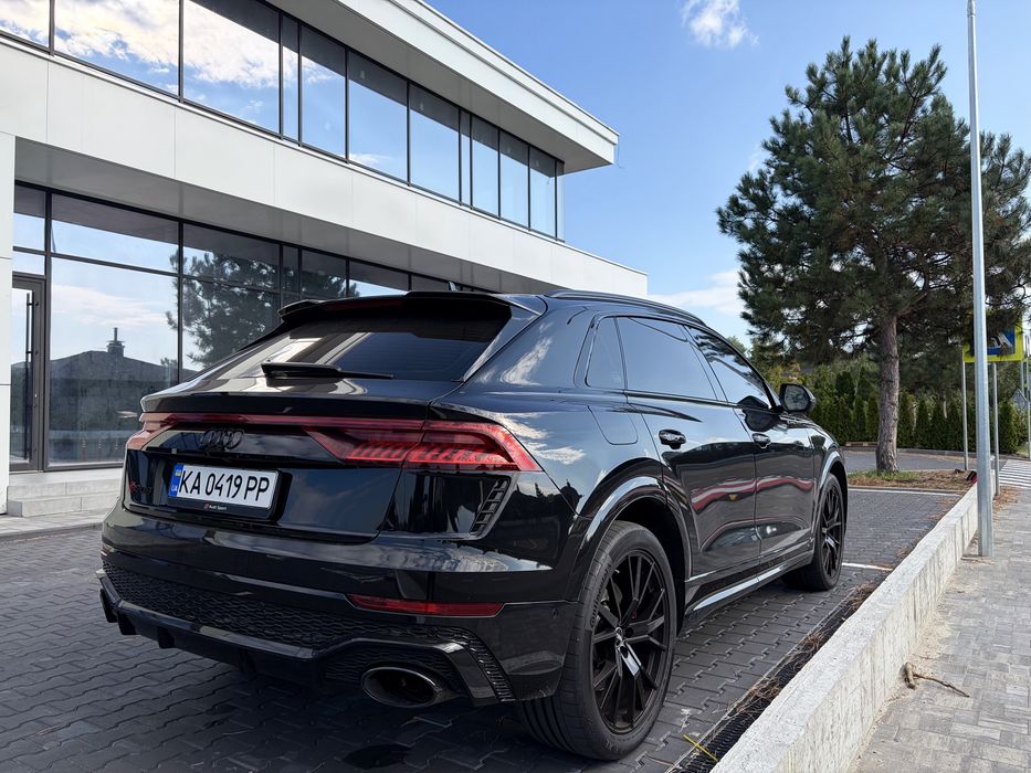 Audi RS Q8 4.0 TFSI MHEV S-tronic 600 л.с. quattro Exclusive
