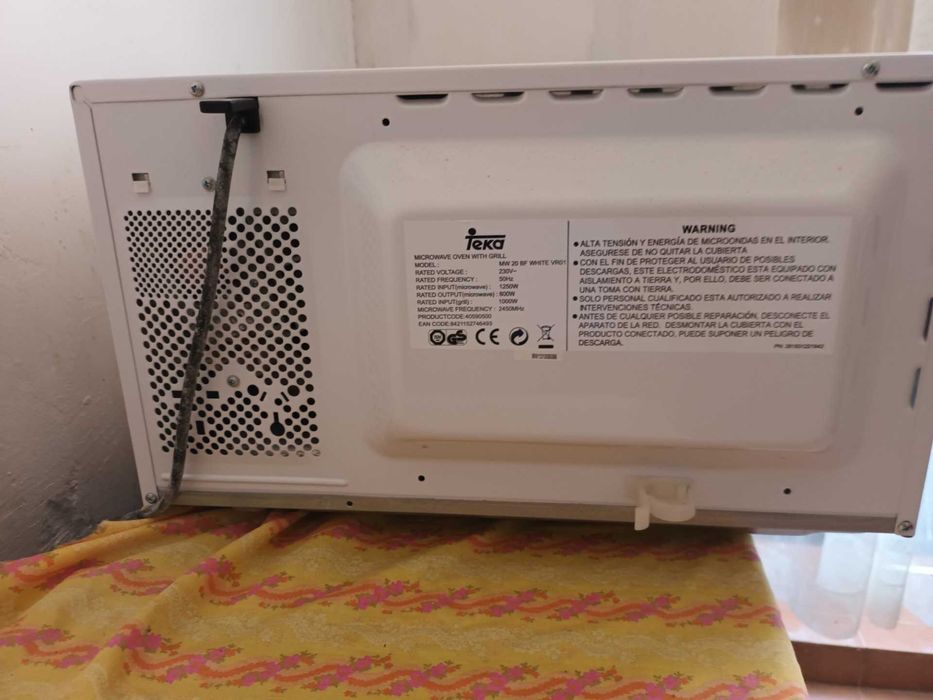 Microondas marca Teka