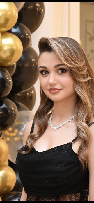 Fotograf   Komunia , Chrzciny , Ślub , Wesele . Wolne terminy na Maj
F