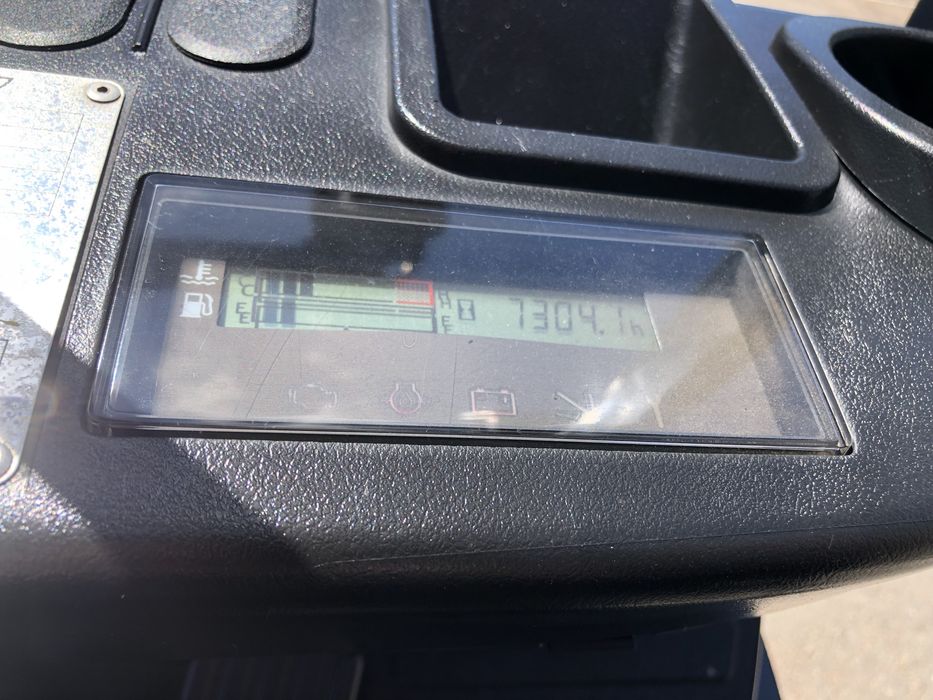 Навантажувач вилковий з вагами TOYOTA02-8FG15 вилочный погрузчик, кара