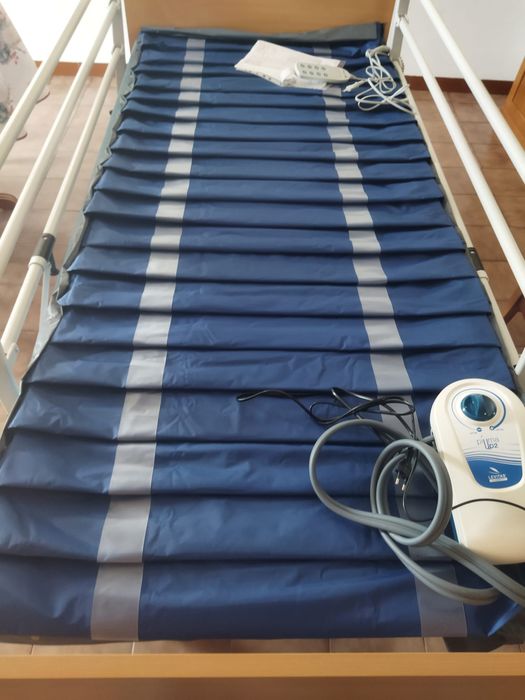 Cama articulada como nova