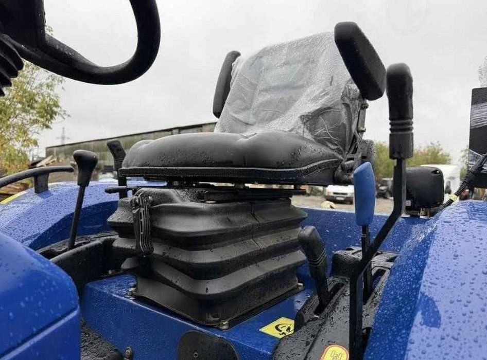 Трактор ДТЗ 244 шини 7,5х16/11,2х28 мінітрактор