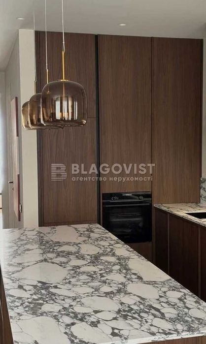 Продам 3 кімнатної квартири вул  Бульварно-Кудрявська 17 ЖК Ярославів Град