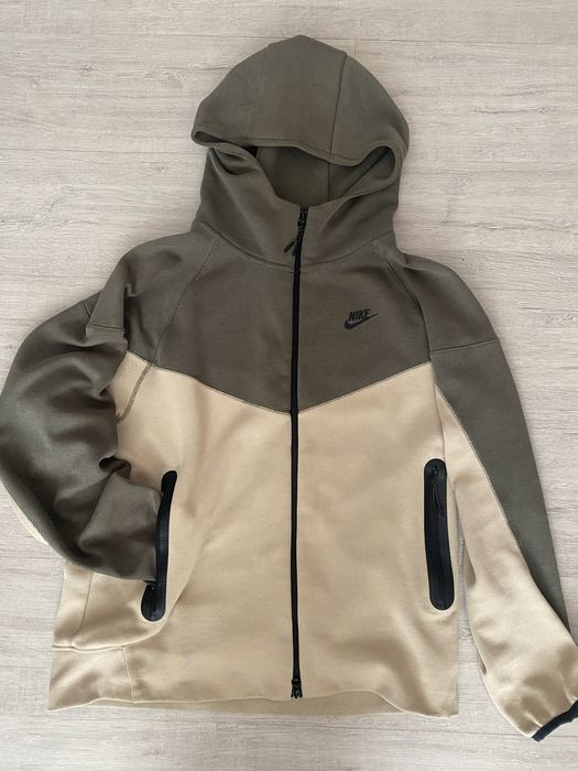 Nike Tech Fleec L