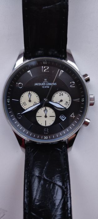 Часы  JACQUES  LEMANS chronograph оригинал!