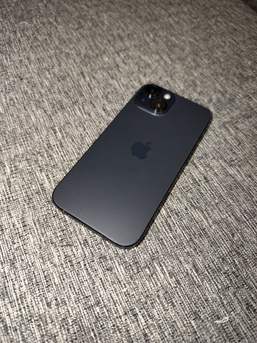 Iphone 15 128gb czarny 100% kondycji + kostka i kabel