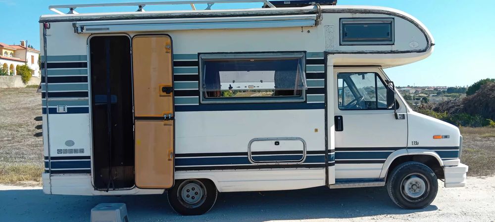 AUTOCARAVANA pronta a viajar sem problemas