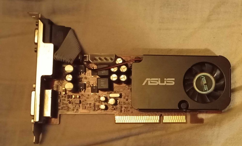 PC Retro Asus P4S8X-X P4 2.66GHz GeForce4 Sound Blaster 128  Win98 + Jogos ms-dos