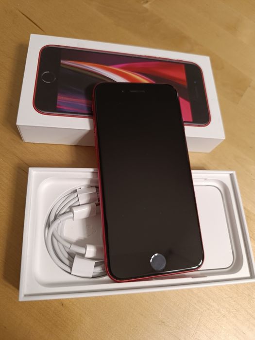 IPhone SE 64GB model 2296 czerwony używany sporadycznie