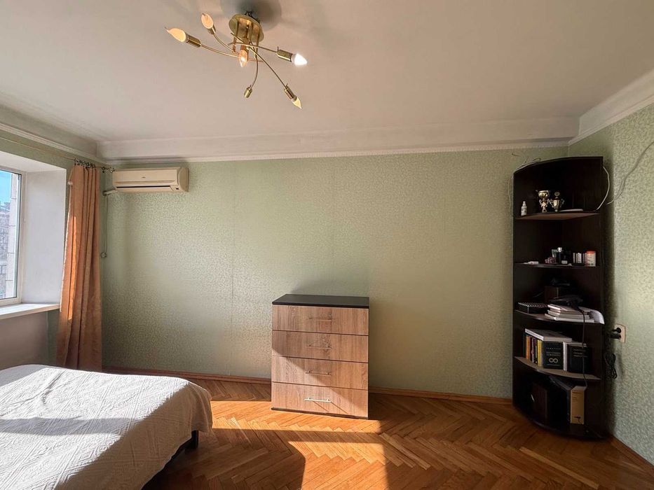 Продаж БЕЗ Комісії 4х кімн.кв. по вул.Велика Васильківська 45/17, Центр