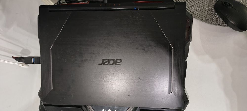 Acer nitro 5 AN515-55  RTX 2060 32GB RAM 500GB M-2