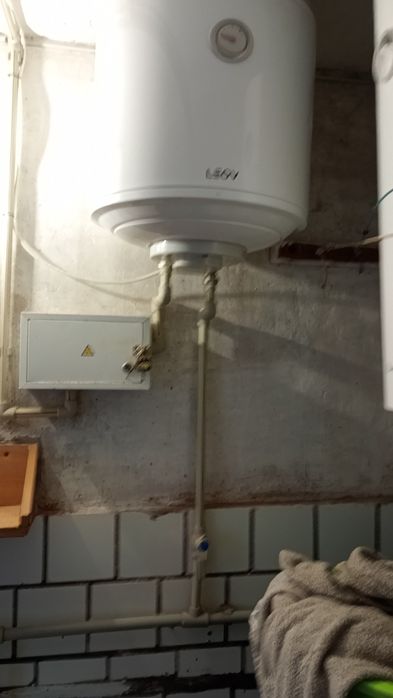 Продам кімнату в гуртожитку в центрі