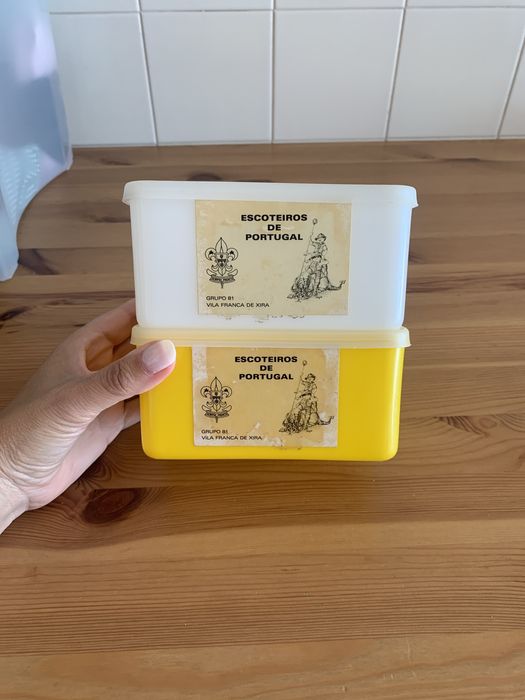 Antigas caixas primeiros socorros escoteiros de portugal