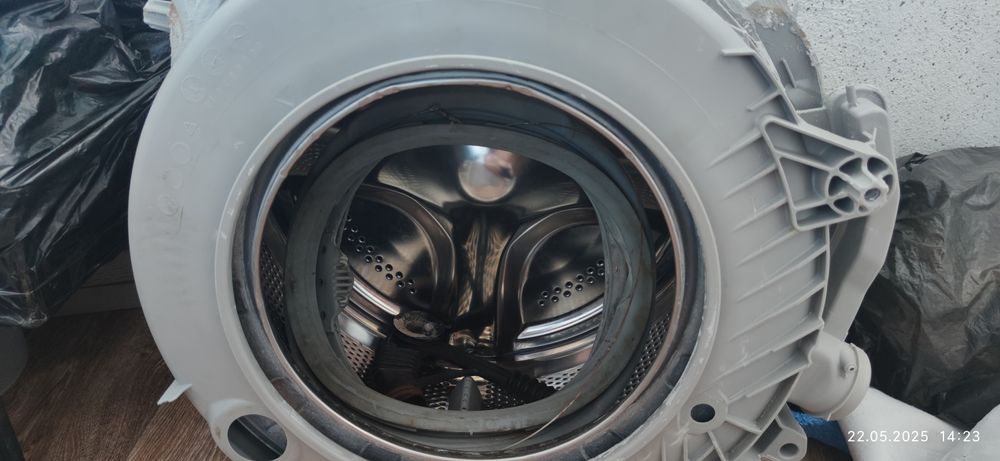 Бак стиральной машины Занусси линдо300 на 7 кг