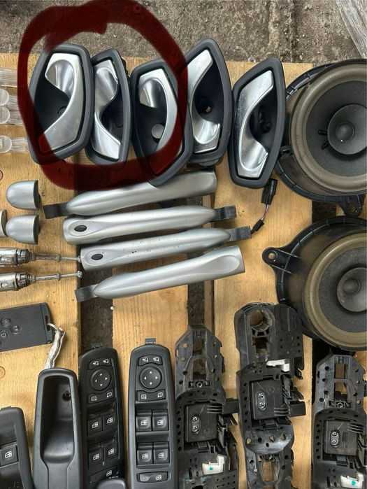 Ручка кнопка Renault Megane 3 Scenic 3