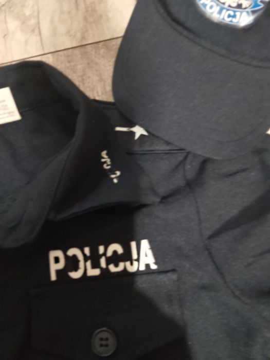 Strój policjanta r. 128