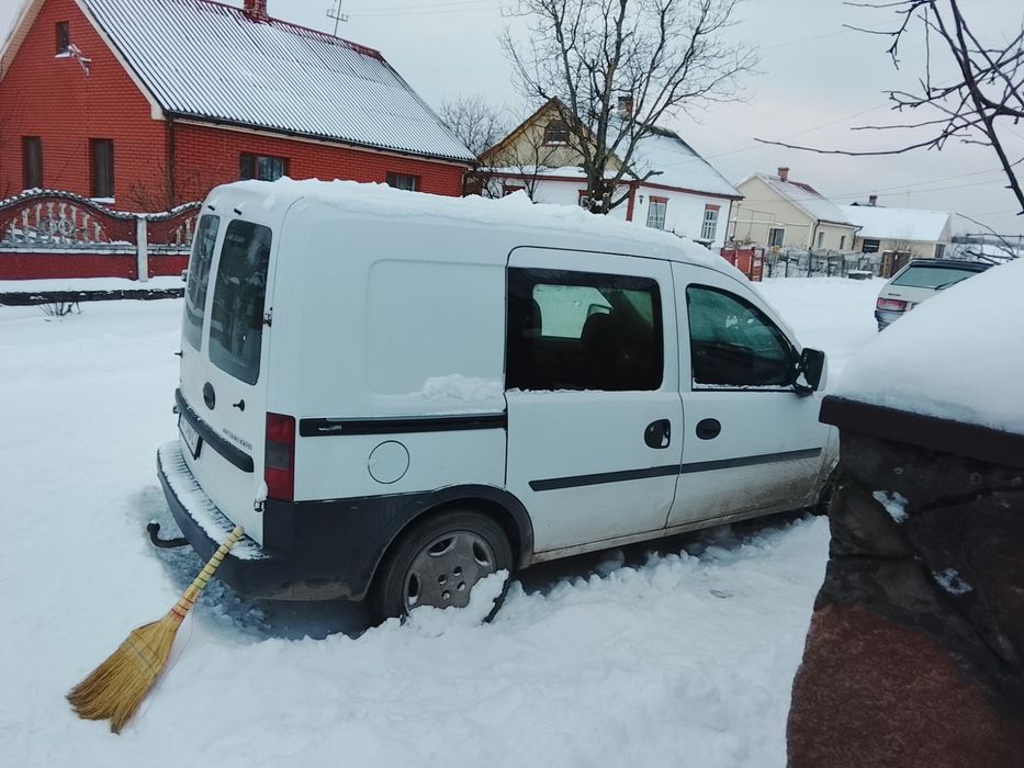 Опель Комбо 1.3.