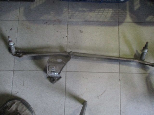 Haste / braço de escova limpa vidros frente esquerda OPEL Vivaro A Com