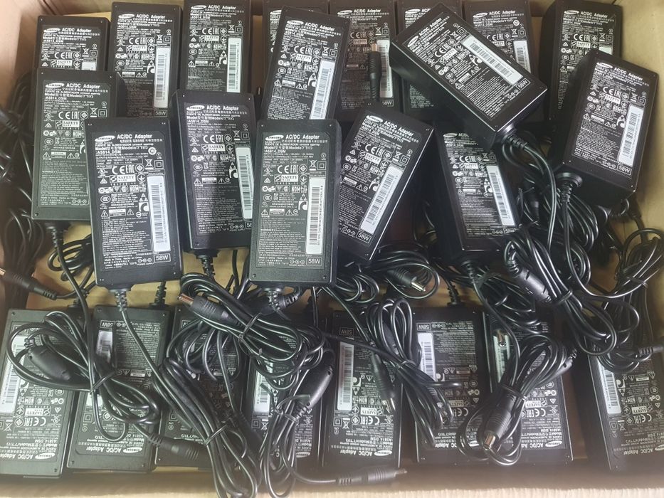 Зарядка зарядное блок питания живлення Samsung 14v/4.14a 58w оригінал