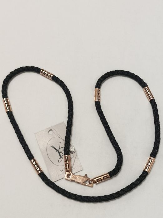 Шнурок шелковый с золотом