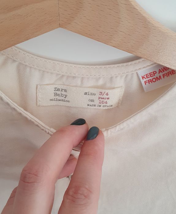 Zara sukienka rozmiar 104 98 na 3 latka