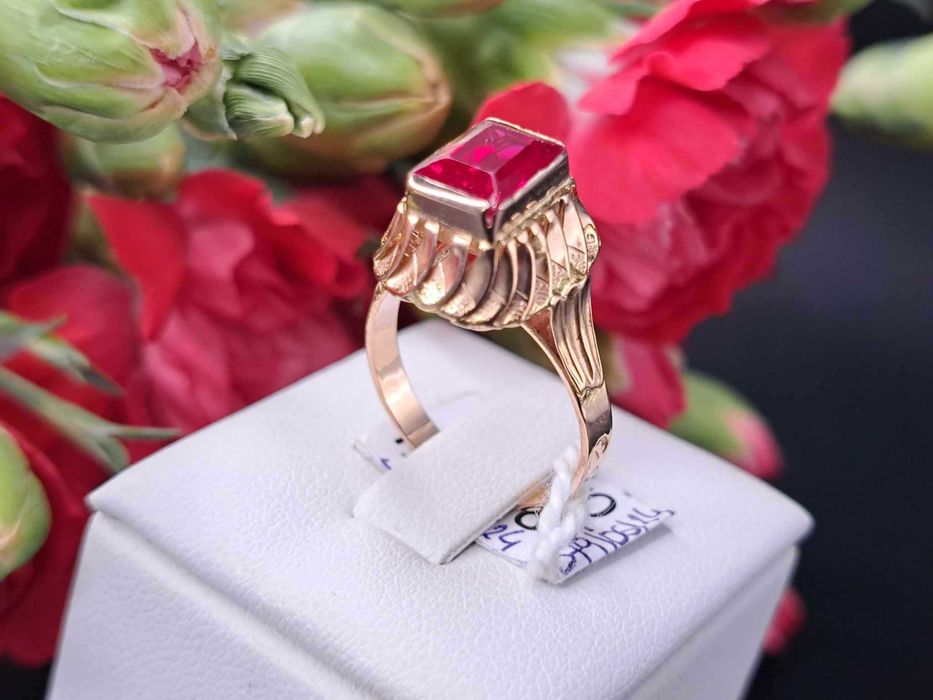 ZŁOTY PIERŚCIONEK 3,95 GR. próba: 585 roz. 13 Komis Redi