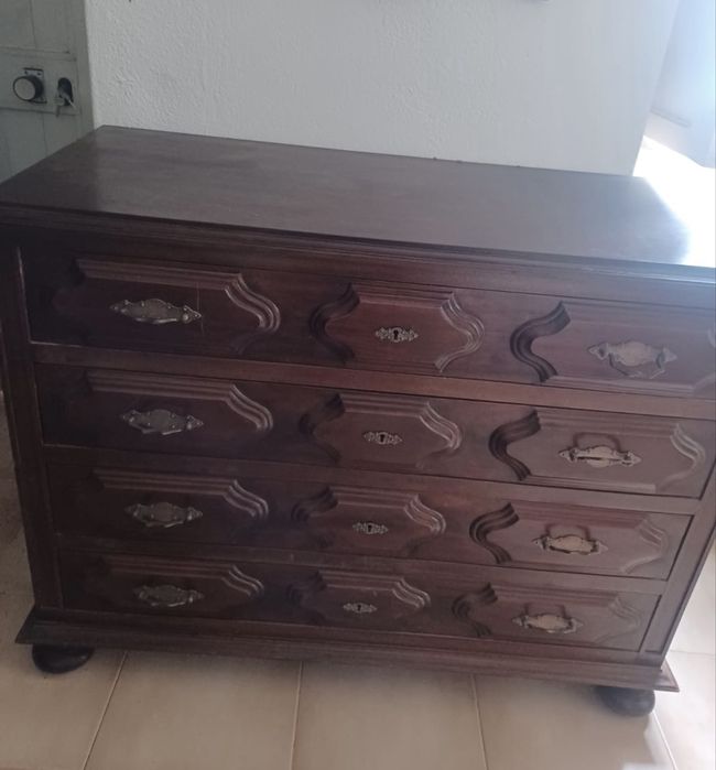 Mobilia de quarto antiga