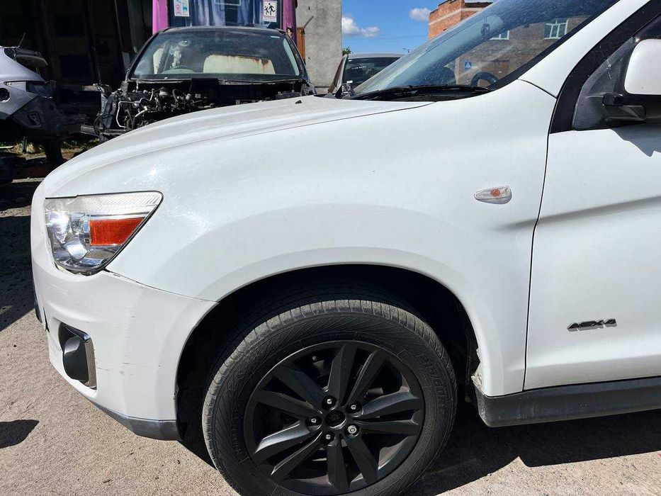 Крило переднє Ліве Праве крила передні Розборка Оригінал Біле W19 W19A Mitsubishi ASX Outlander Sport 2010-2016р МІтсубіші АСХ Оутлендер Спорт