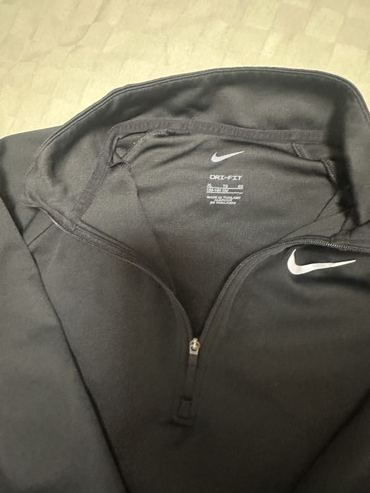Лонгслів чорний  Nike