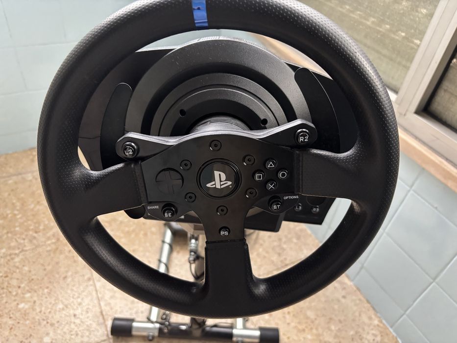 Thrustamaster T300 RS