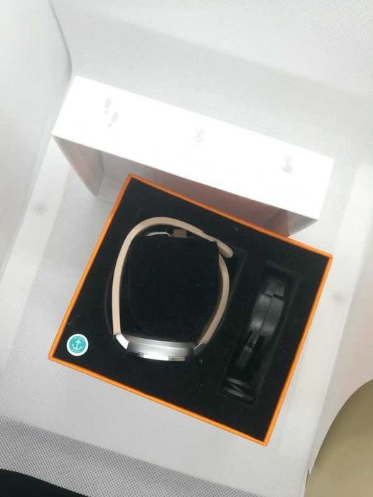 Zegarek Smartwatch Kiah Pink Avon