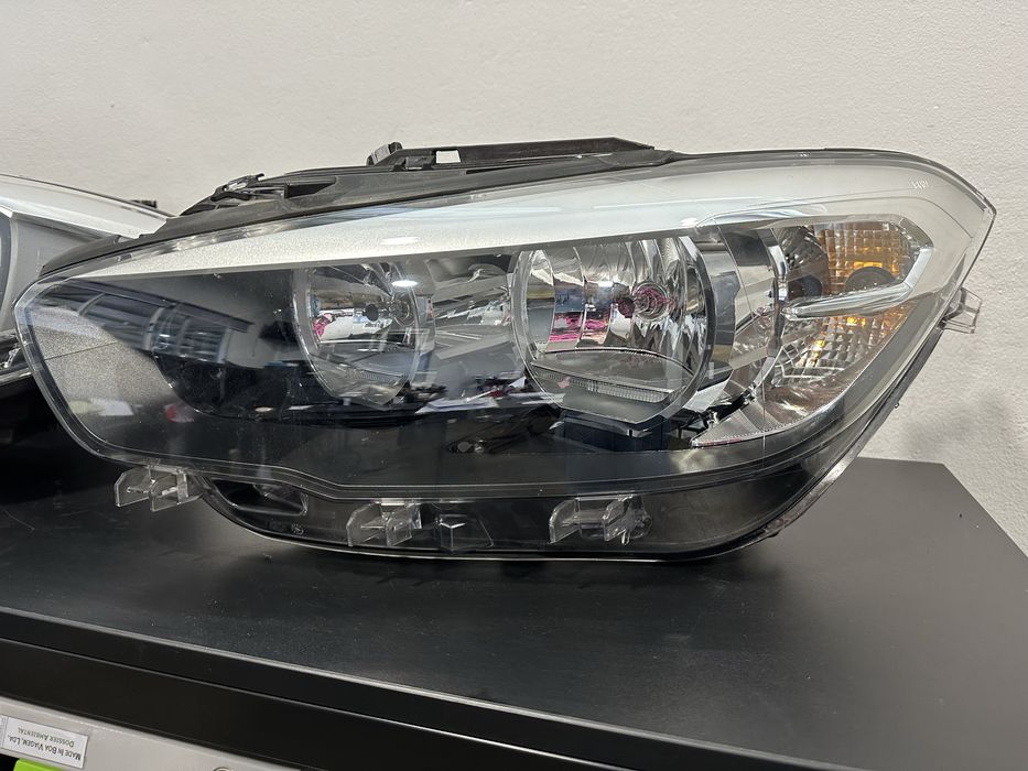 Ótica esquerda BMW serie 1 F20