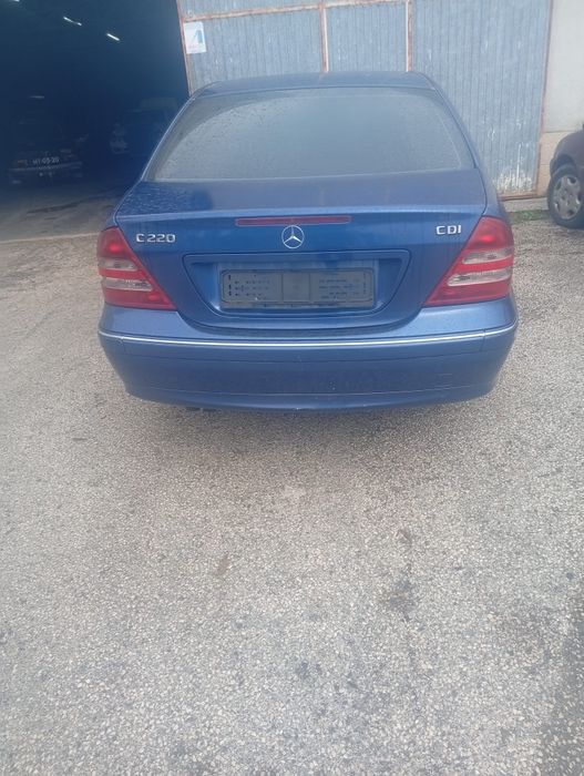 Mercedes c220 para peças